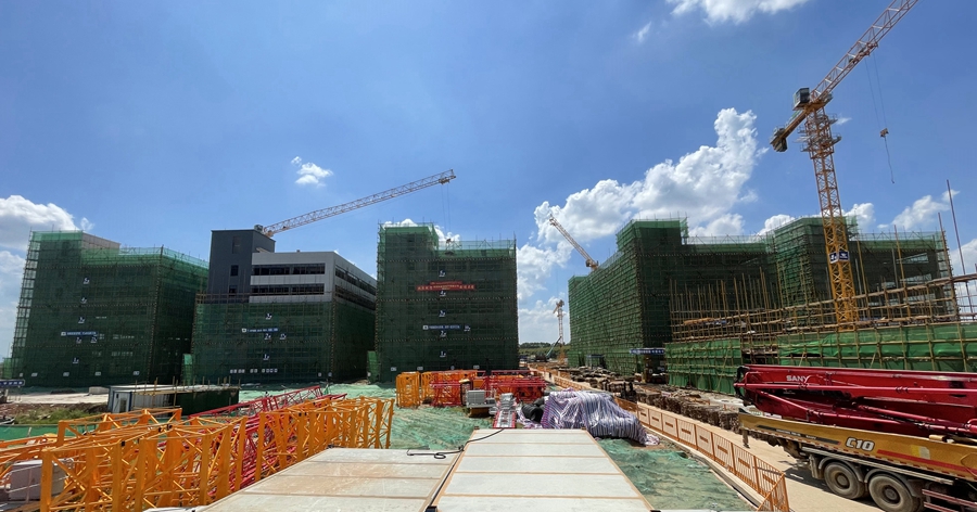 惠东力推万洋众创城项目及万洋科技众创城项目建设