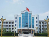 自己租的土地别人在建厂房